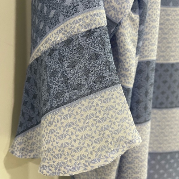 ✨✨Fred&David Women's Blouse✨✨ - Picture 4 of 6